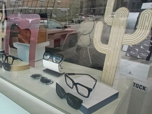 Natural Optics Cihes